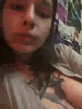 mollyEXD online show from October 28, 2025, 9:17 pm