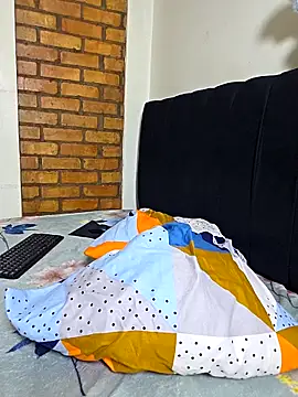 katrina29 online show from November 9, 2025, 1:37 am