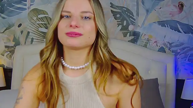 LanaSparks online show from February 19, 2025, 10:34 am