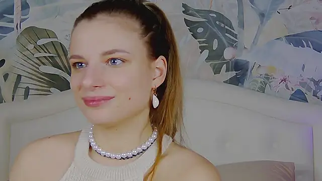 LanaSparks online show from March 8, 2025, 10:43 am