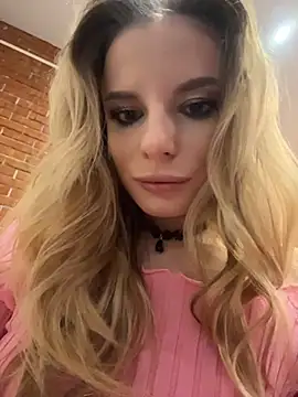 LanaSparks online show from December 4, 2025, 4:11 am