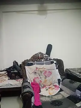 Snapshot of YourSuperTanya chatting on March 17, 2025, 4:33 pm YourSuperTanya online show from March 17, 2025, 4:33 pm