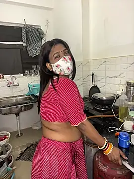 Snapshot of YourSuperTanya chatting on February 10, 2026, 6:34 pm YourSuperTanya online show from February 10, 2026, 6:34 pm