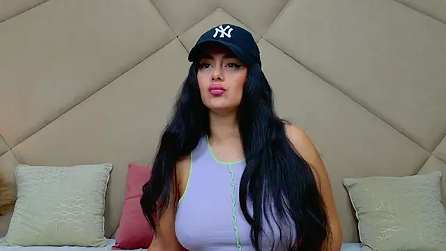Snapshot of ChloeFrost chatting on September 28, 2025, 5:13 am ChloeFrost online show from September 28, 2025, 5:13 am