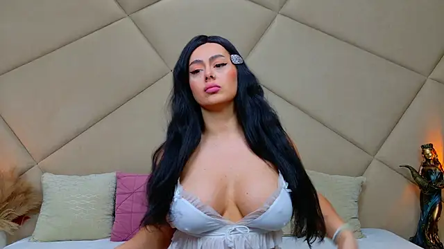 Snapshot of ChloeFrost chatting on October 2, 2025, 5:03 am ChloeFrost online show from October 2, 2025, 5:03 am