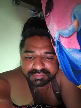 Snapshot of Raziv_komal143 chatting on March 1, 2025, 2:15 am Raziv komal143 online show from March 1, 2025, 2:15 am