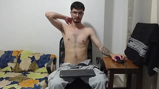 Aleex Miller online show from October 29, 2025, 12:24 am