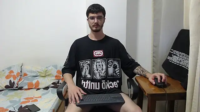 Aleex Miller online show from November 11, 2025, 4:56 am