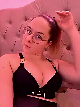 Snapshot of versautemeli chatting on January 10, 2026, 3:14 pm versautemeli online show from January 10, 2026, 3:14 pm