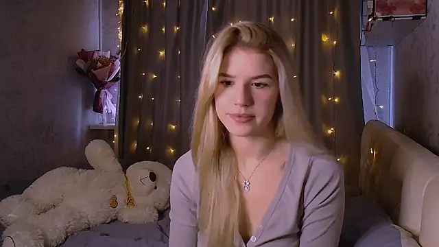 Snapshot of Melissa_smith_ chatting on October 11, 2025, 11:42 am Melissa smith online show from October 11, 2025, 11:42 am