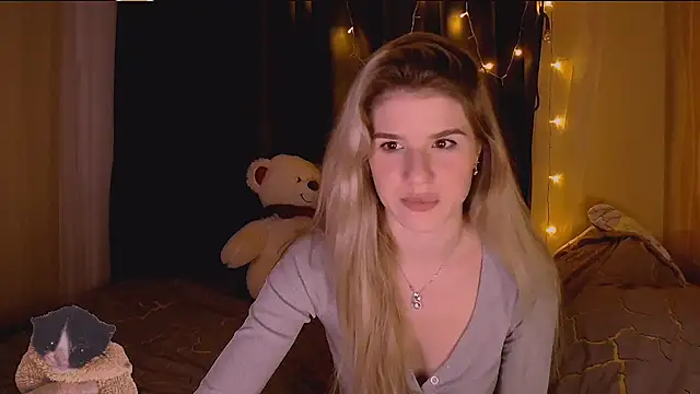 Snapshot of Melissa_smith_ chatting on December 17, 2025, 11:00 pm Melissa smith online show from December 17, 2025, 11:00 pm