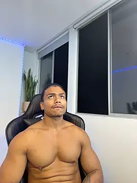 Snapshot of XavierColeman chatting on May 24, 2026, 1:21 am XavierColeman online show from May 24, 2026, 1:21 am