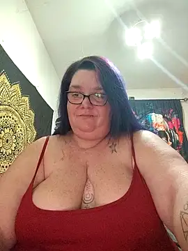 Snapshot of diosacurvy1984 chatting on March 4, 2026, 11:22 pm diosacurvy1984 online show from March 4, 2026, 11:22 pm