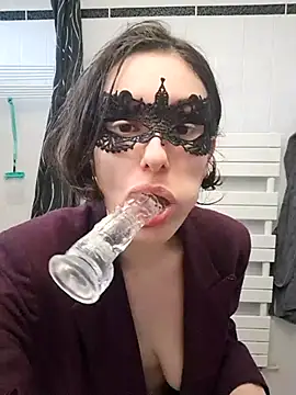 fleur pourpe2 online show from February 20, 2025, 4:14 pm