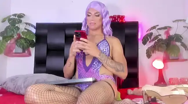 CarolayIndriago online show from February 16, 2025, 3:16 pm