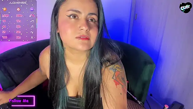 Snapshot of VanneCute1 chatting on April 24, 2026, 5:21 am VanneCute1 online show from April 24, 2026, 5:21 am