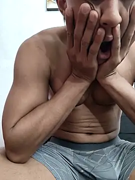 owen2992 online show from April 11, 2026, 12:48 am