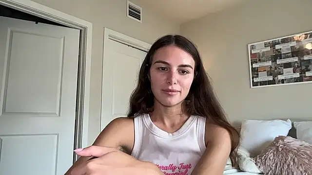 graciesmith27 online show from June 24, 2026, 7:02 pm