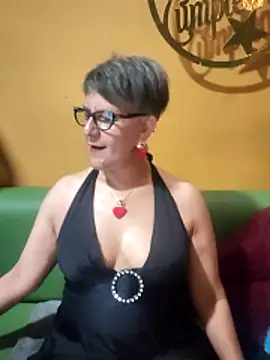 Snapshot of ilonna2025 chatting on February 26, 2026, 8:52 pm ilonna2025 online show from February 26, 2026, 8:52 pm