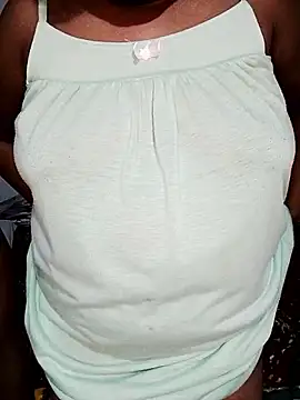 Snapshot of Lovely_WINDI chatting on November 5, 2025, 5:46 pm Lovely WINDI online show from November 5, 2025, 5:46 pm