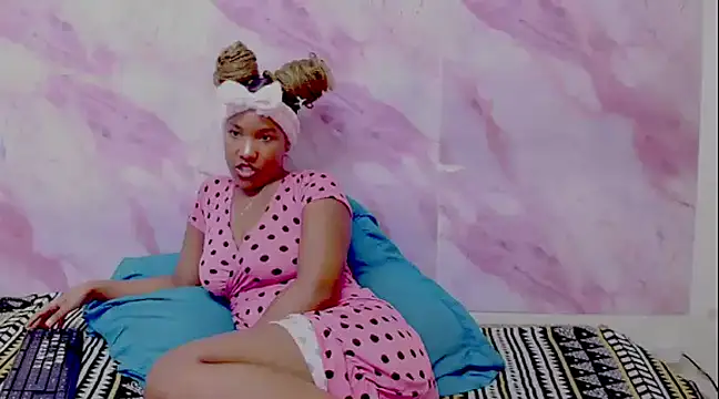 Snapshot of EroticSexyPrada chatting on February 21, 2025, 8:49 pm EroticSexyPrada online show from February 21, 2025, 8:49 pm