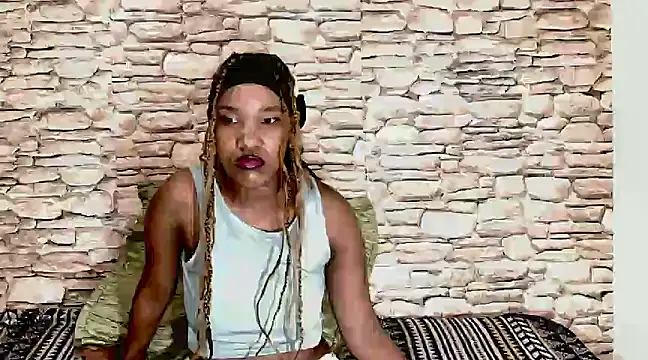 Snapshot of EroticSexyPrada chatting on February 26, 2025, 4:36 am EroticSexyPrada online show from February 26, 2025, 4:36 am