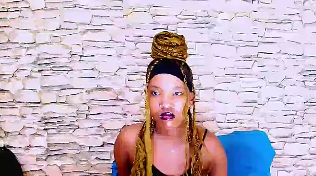 Snapshot of EroticSexyPrada chatting on February 27, 2025, 4:41 am EroticSexyPrada online show from February 27, 2025, 4:41 am