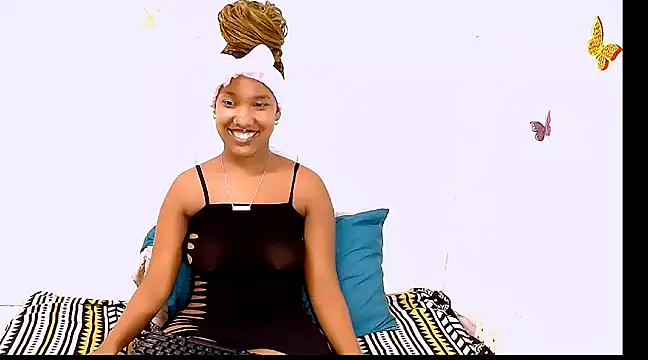 Snapshot of EroticSexyPrada chatting on March 7, 2025, 2:04 am EroticSexyPrada online show from March 7, 2025, 2:04 am