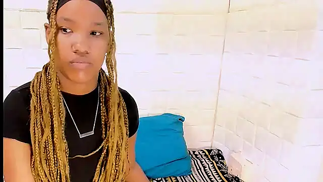 Snapshot of EroticSexyPrada chatting on March 15, 2025, 5:08 am EroticSexyPrada online show from March 15, 2025, 5:08 am