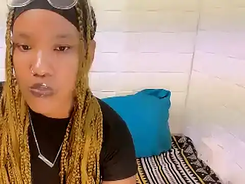 Snapshot of EroticSexyPrada chatting on March 15, 2025, 11:51 am EroticSexyPrada online show from March 15, 2025, 11:51 am