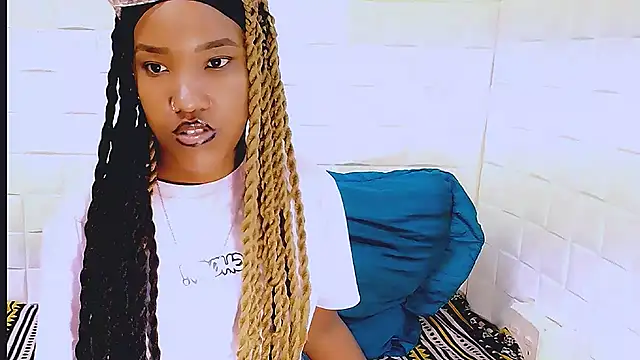 Snapshot of EroticSexyPrada chatting on March 19, 2025, 4:02 pm EroticSexyPrada online show from March 19, 2025, 4:02 pm