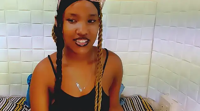 Snapshot of EroticSexyPrada chatting on March 22, 2025, 11:53 pm EroticSexyPrada online show from March 22, 2025, 11:53 pm