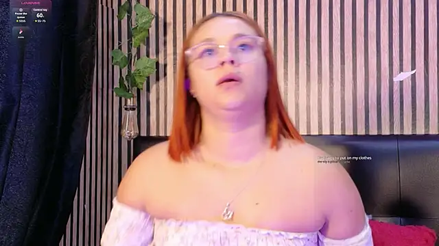 Sophie new25 online show from October 29, 2025, 12:40 pm