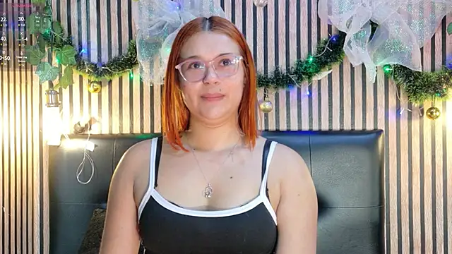 Sophie new25 online show from November 29, 2025, 1:03 pm