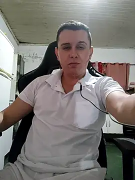 caiogostoso online show from December 20, 2025, 7:04 am