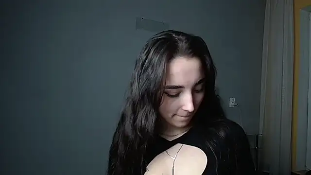 Eva Gloryy online show from January 25, 2025, 8:00 pm