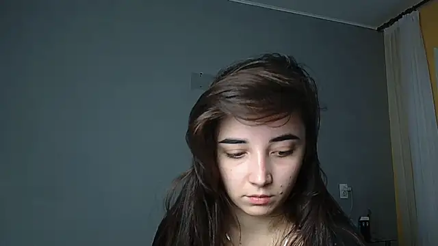 Eva Gloryy online show from November 15, 2025, 1:07 pm