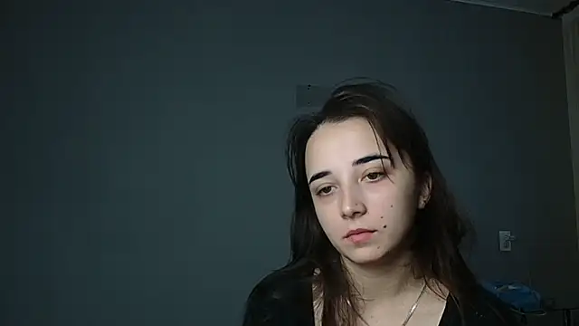 Eva Gloryy online show from November 18, 2025, 10:20 am