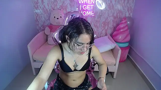 kassandra ch  online show from January 29, 2025, 7:22 pm