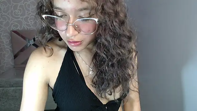 kassandra ch  online show from March 15, 2025, 8:54 pm