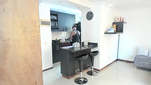 Snapshot of dereckgreen chatting on February 9, 2026, 8:13 pm dereckgreen online show from February 9, 2026, 8:13 pm