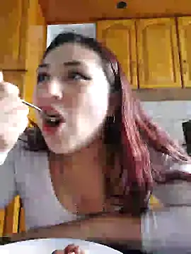 Snapshot of tania_23 chatting on January 29, 2025, 8:56 pm tania 23 online show from January 29, 2025, 8:56 pm