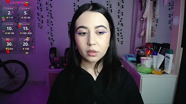  codeline online show from December 2, 2025, 3:01 am