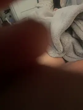 biggzee6 online show from February 8, 2025, 9:46 am