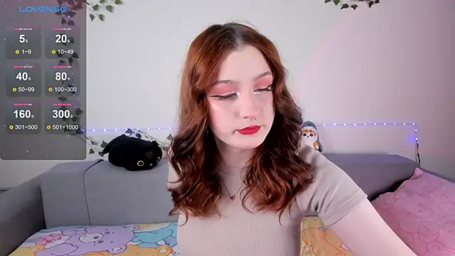 EmmyStar  online show from February 24, 2025, 5:09 pm