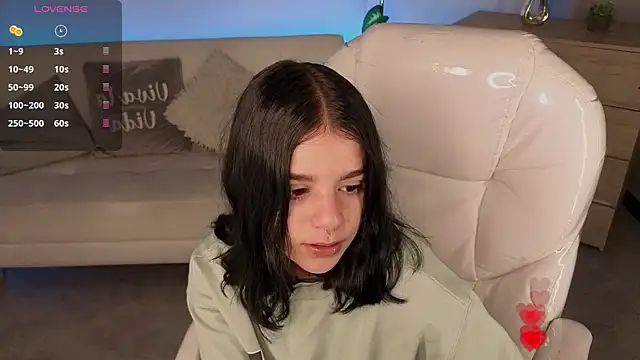 Nicole Foxx  online show from March 14, 2026, 7:08 pm