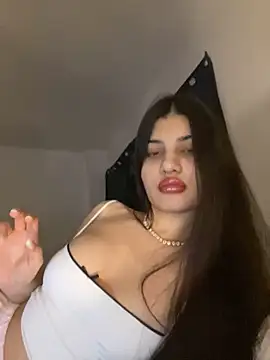 hdhehrv online show from February 18, 2025, 7:19 pm