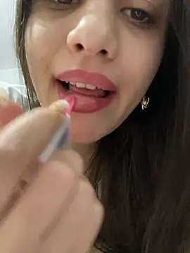 hdhehrv online show from February 27, 2025, 7:47 pm