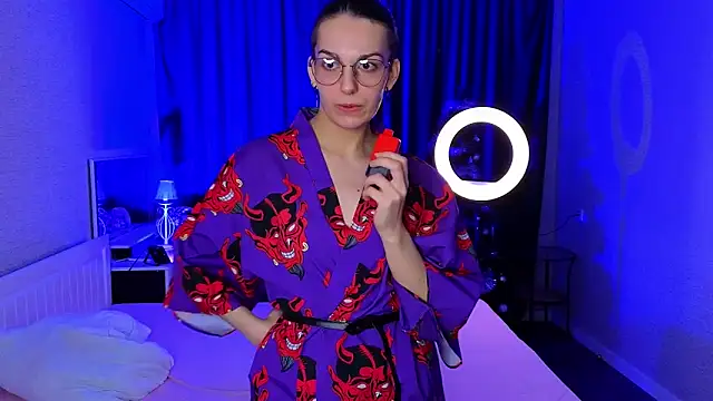 MaryKlein online show from January 22, 2025, 7:34 pm