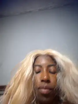 Snapshot of melangelo17 chatting on March 3, 2026, 1:28 pm melangelo17 online show from March 3, 2026, 1:28 pm